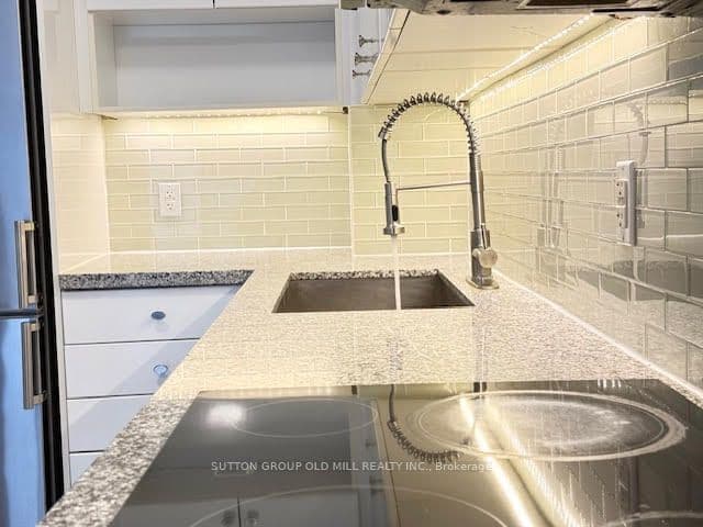 565 Wilson Avenue W W804, Toronto, ON M3H 0C6 – photo 3
