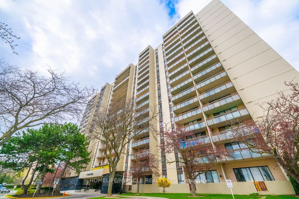 177 Linus Road 905, Toronto, ON M2J 4S5 – main photo