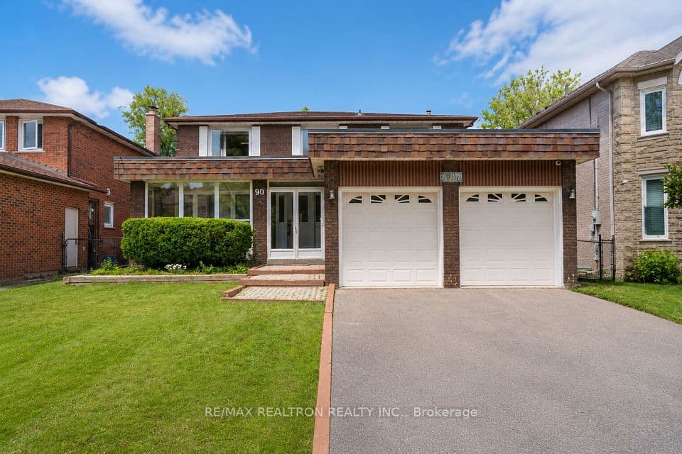 90 Holmes Avenue, Toronto, ON M2N 4M4 – photo 2