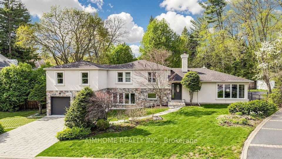 54 Plymbridge Road, Toronto, ON M2P 1A3 – main photo