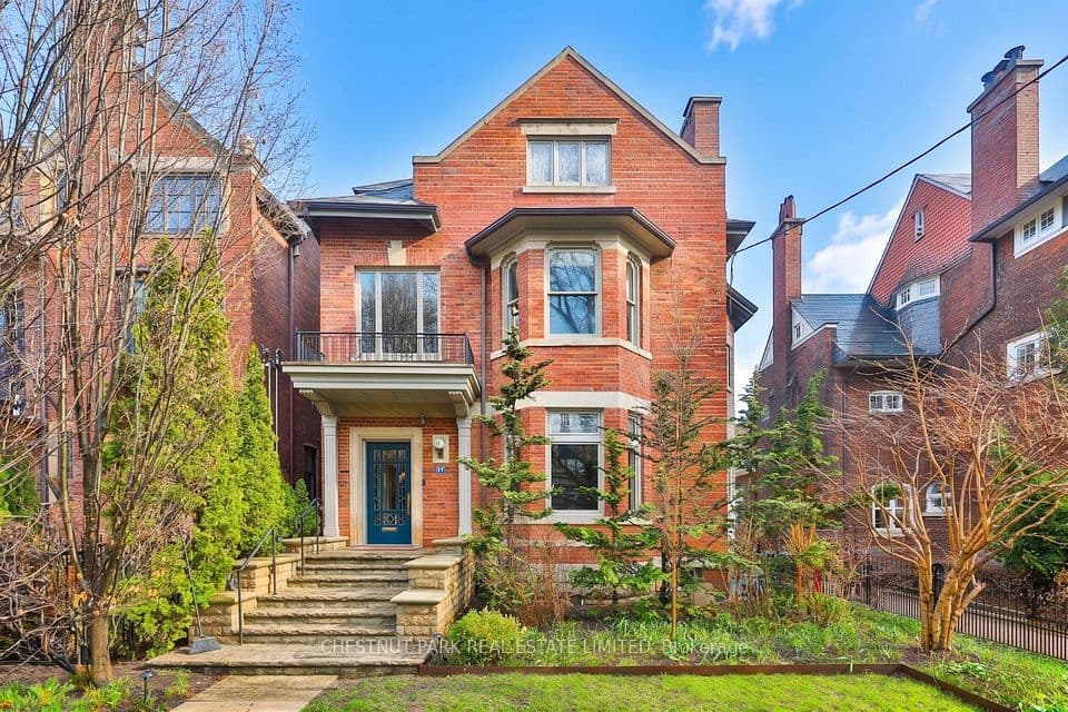 17 Elm Avenue, Toronto, ON M4W 1M9 – main photo