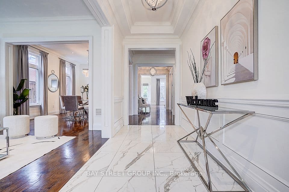 28 Carnwath Crescent, Toronto, ON M2P 1J5 – photo 3