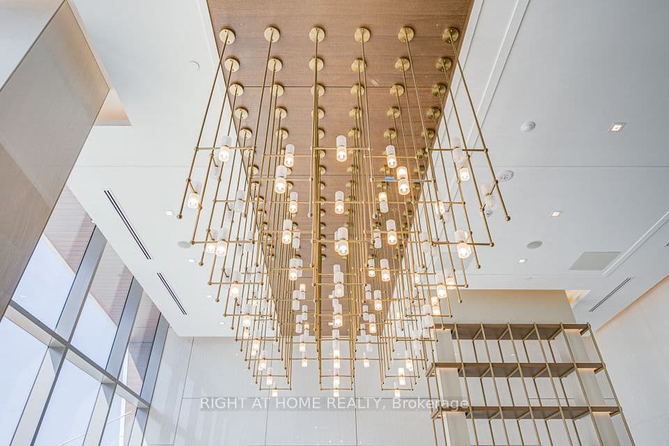 8 Olympic Garden Drive S2410, Toronto, ON M2M 0B9 – photo 3
