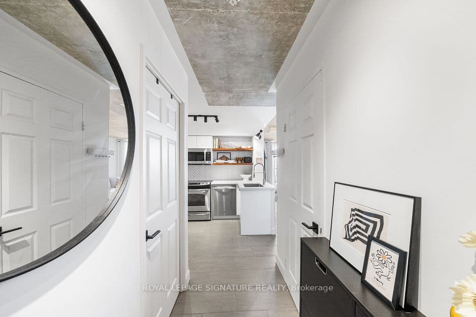 1369 Bloor Street W 1402, Toronto, ON M6P 4J4 – photo 3