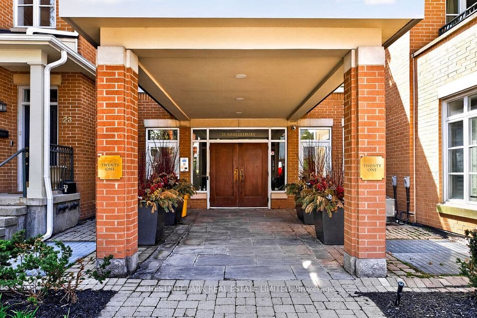 21 Shaftesbury Avenue 203, Toronto, ON M4T 3B4 – photo 2