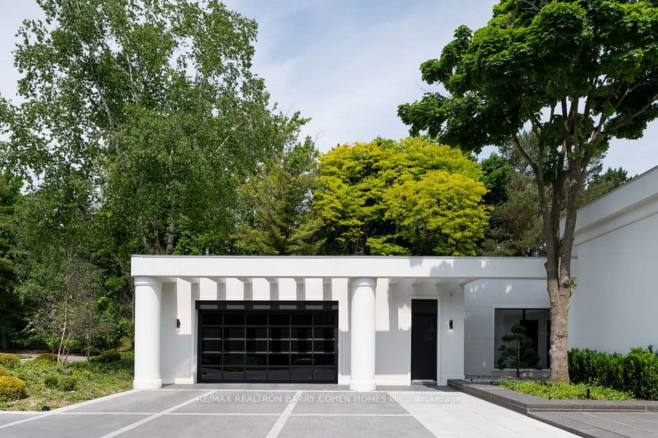 45 Park Lane Circle, Toronto, ON M3C 2N3 – photo 3