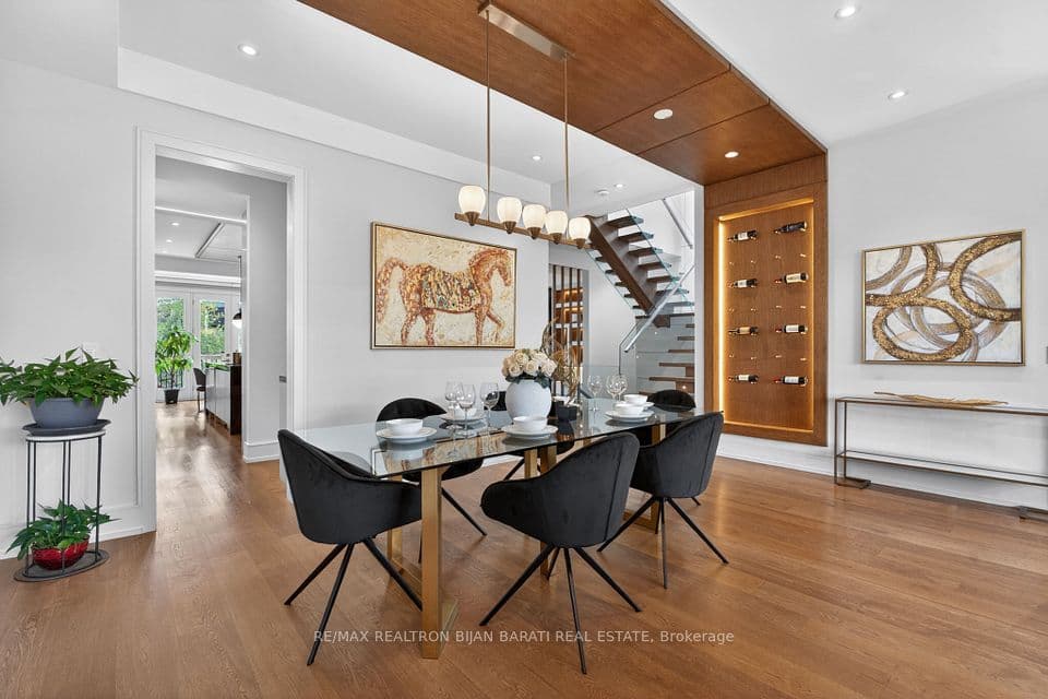 23 Terrace Avenue, Toronto, ON M2R 1E8 – photo 3
