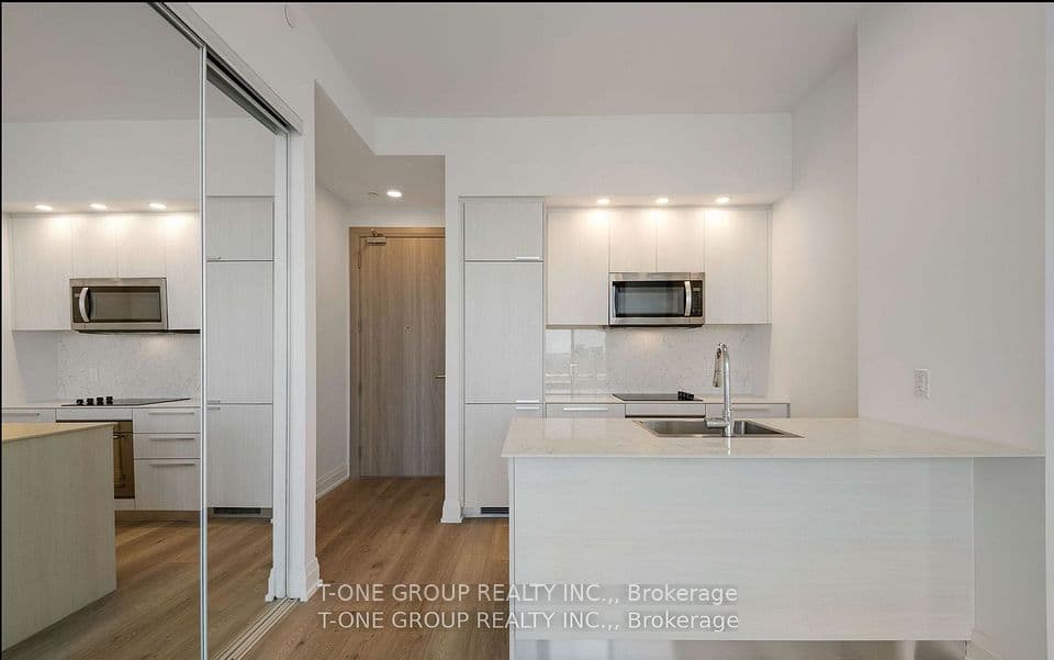 75 Canterbury Place Ph107, Toronto, ON M2N 0L2 – photo 3