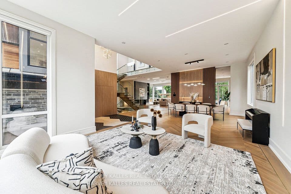 139 Newton Drive, Toronto, ON M2M 2N4 – photo 3
