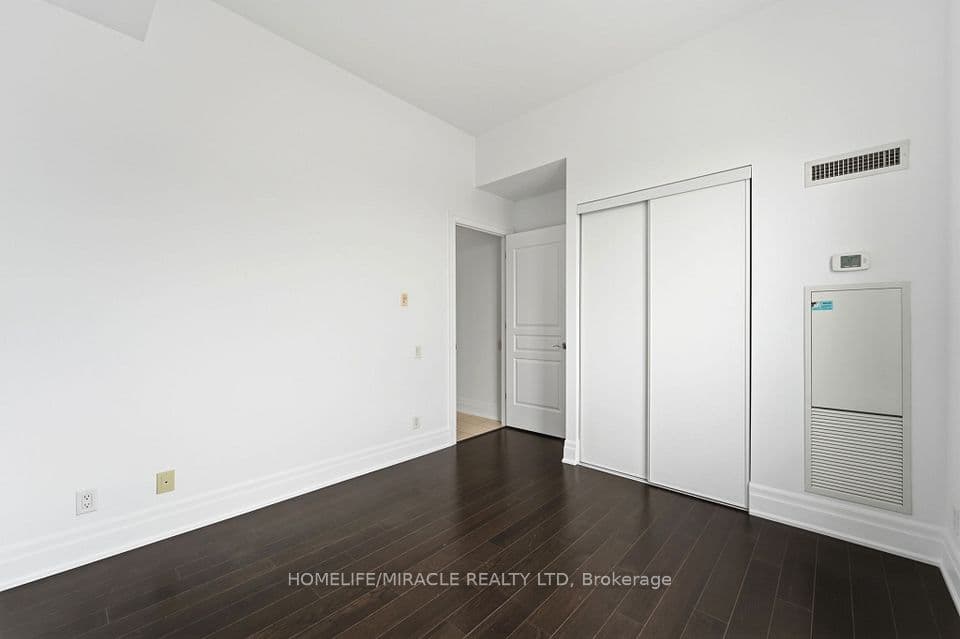 777 Steeles Avenue LPH2, Toronto, ON M2R 3Y4 – photo 2