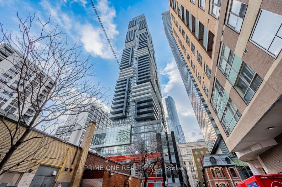 7 Grenville Street 6113, Toronto, ON M4Y 0E9 – main photo