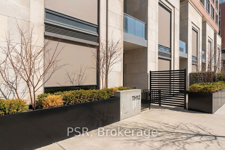 33 Frederick Todd Way TH12, Toronto, ON M4G 0C9 – photo 2