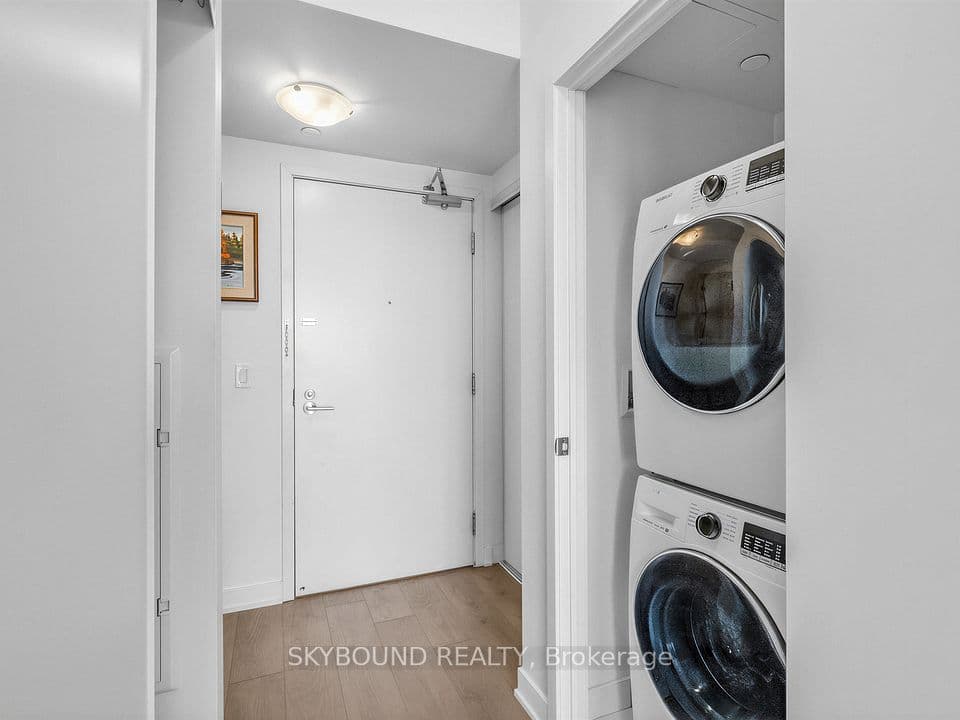 2 Sonic Way 1910, Toronto, ON M3C 0P2 – photo 3