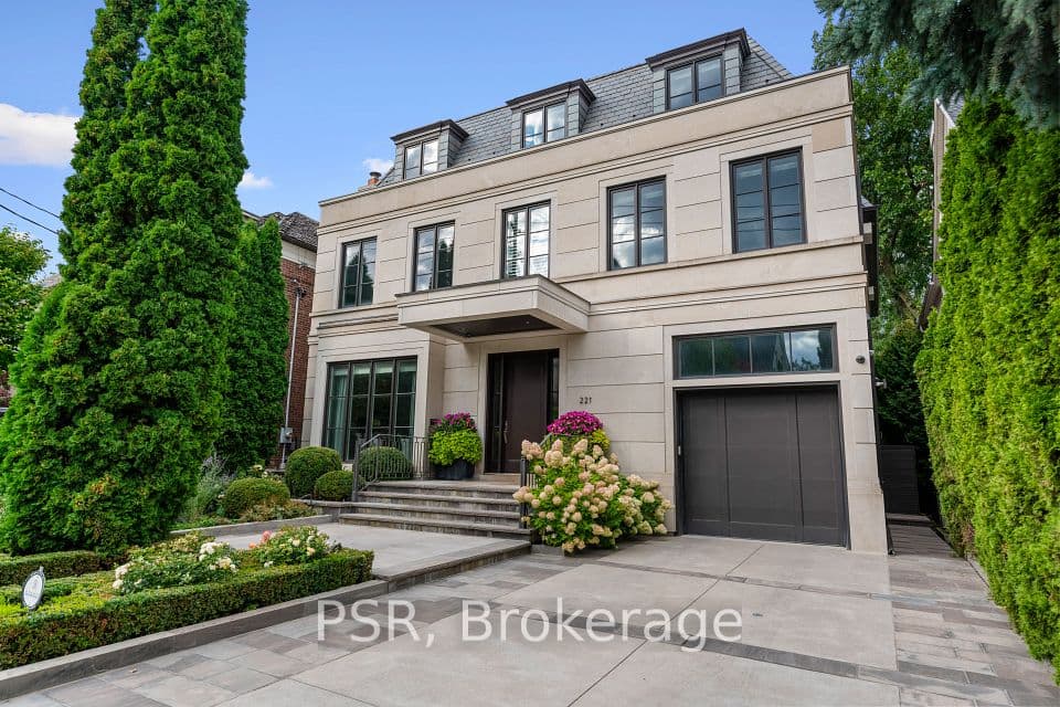 221 Dunvegan Road, Toronto, ON M5P 2P3 – main photo