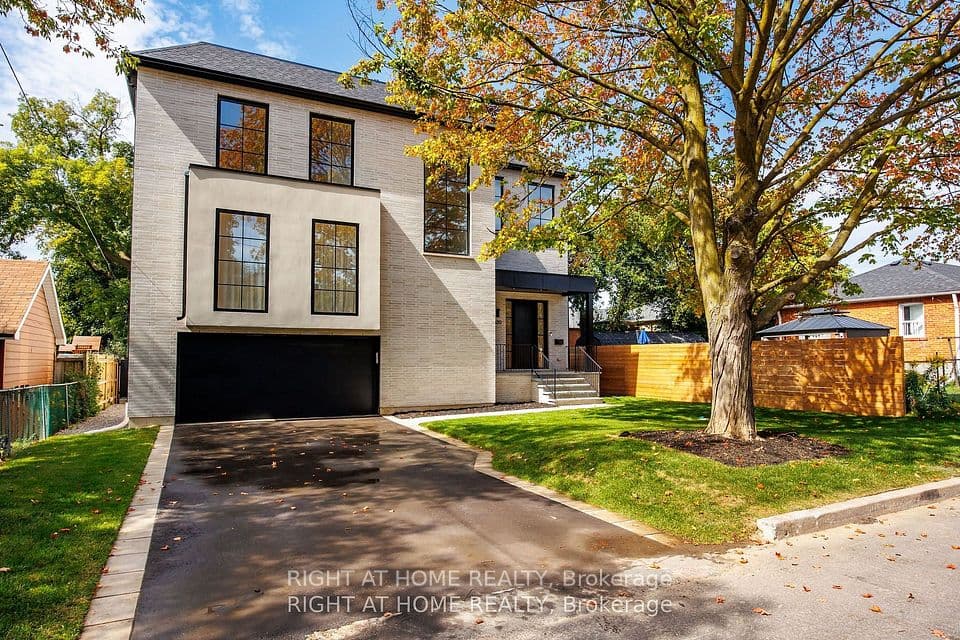 120 Hammell Street, Toronto, ON M3H 2P5 – main photo
