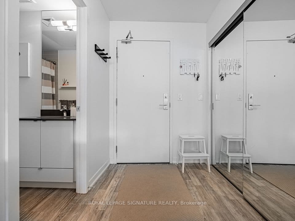 51 East Liberty Street 2102, Toronto, ON M6K 3P8 – photo 3