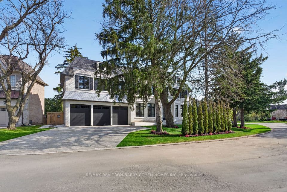 34 Greengate Road, Toronto, ON M3B 1E8 – photo 3