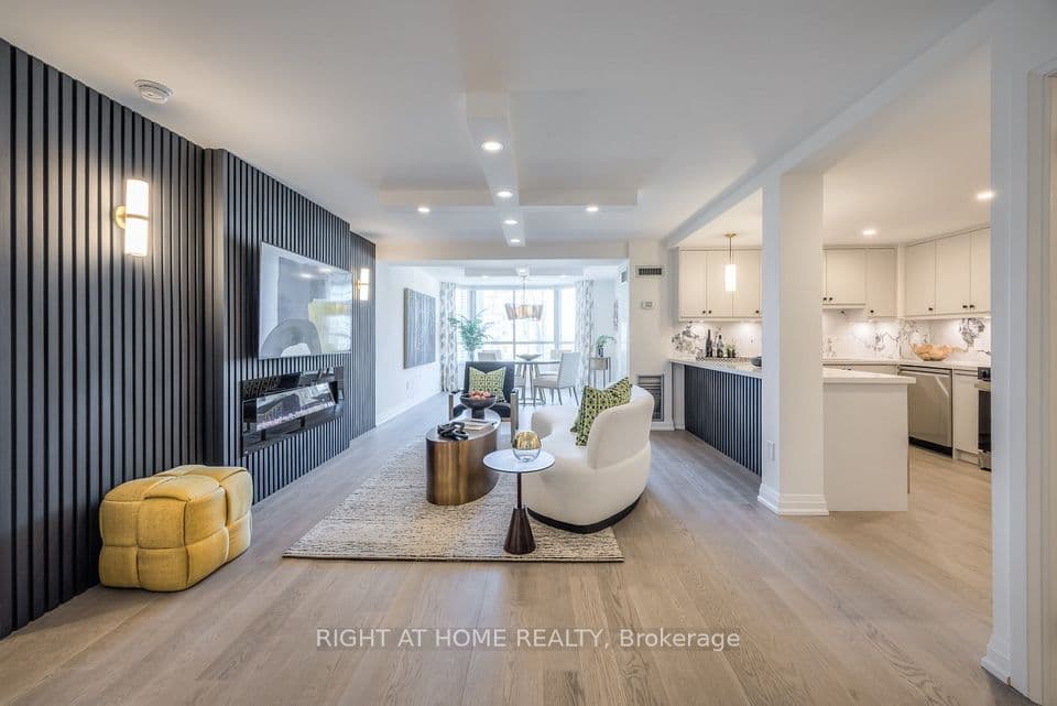 5444 Yonge Street 1810, Toronto, ON M2N 6J4 – photo 2