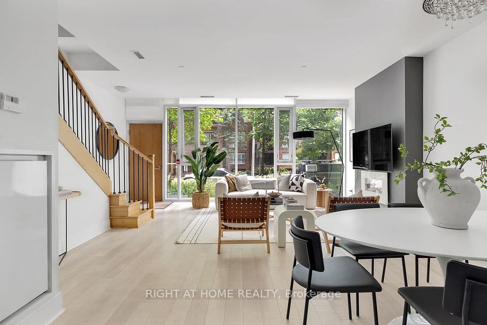 32 Davenport Road TH 101, Toronto, ON M5R 1H3 – main photo
