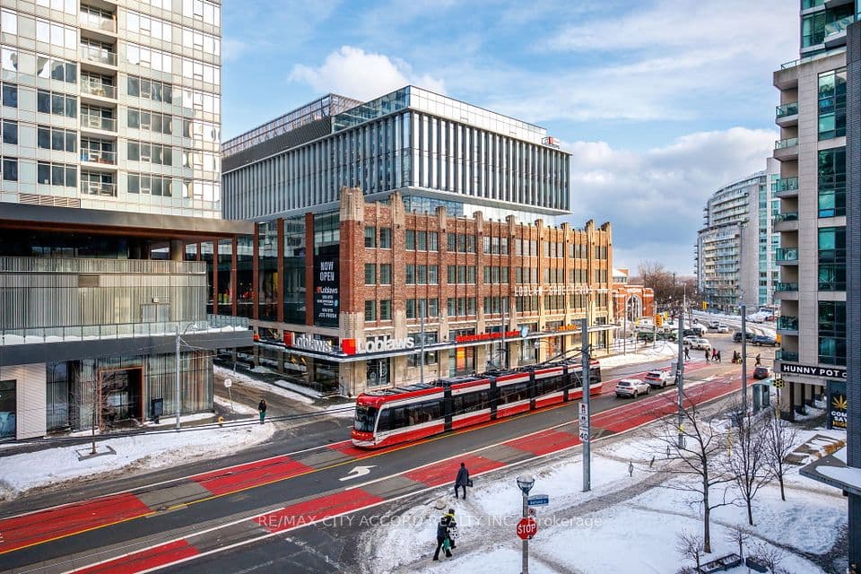 20 Bruyeres Mews 311, Toronto, ON M5V 0G8 – main photo