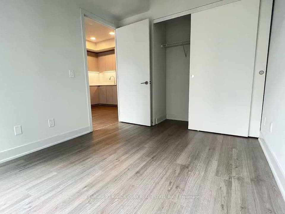 8 Cumberland Street 1505, Toronto, ON M4W 0B6 – photo 3