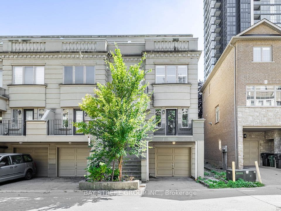 35 William Poole Way, Toronto, ON M2N 7A6 – photo 2