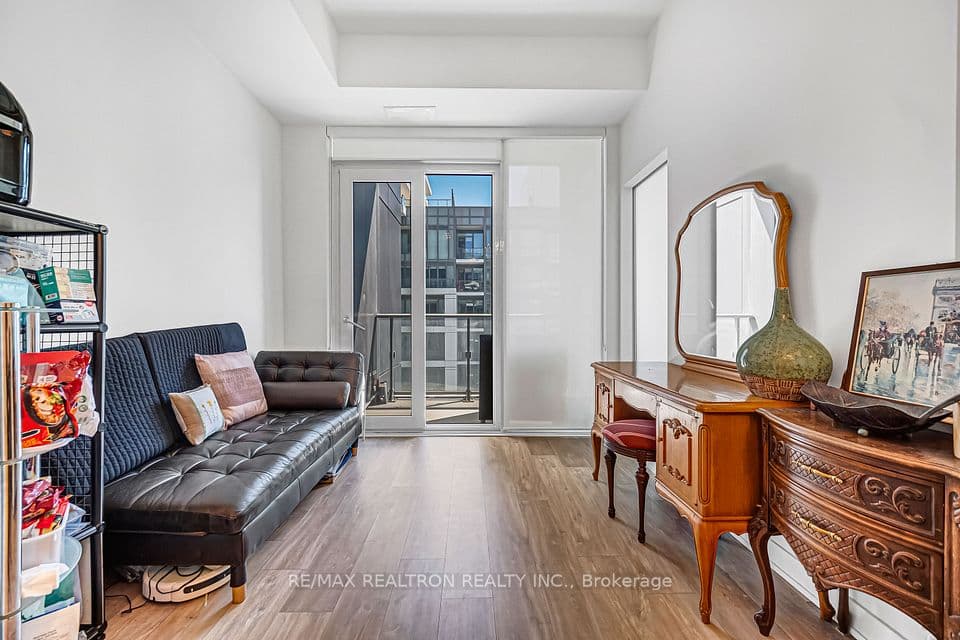 121 Lower Sherbourne Street 1742, Toronto, ON M5A 0W8 – photo 3