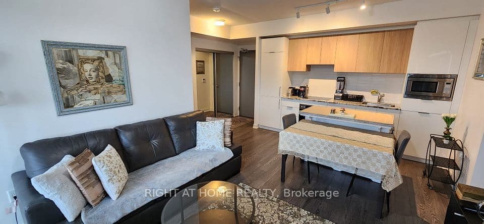 20 O'Neill Road 527, Toronto, ON M3C 0R2 – photo 2