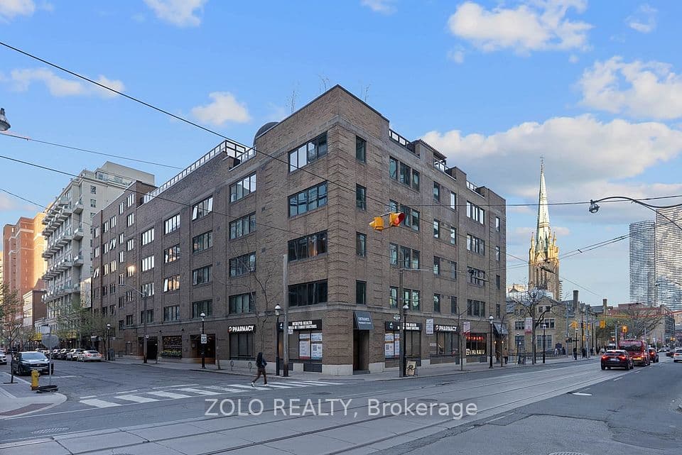 55 Lombard Street 302, Toronto, ON M5C 2R7 – main photo