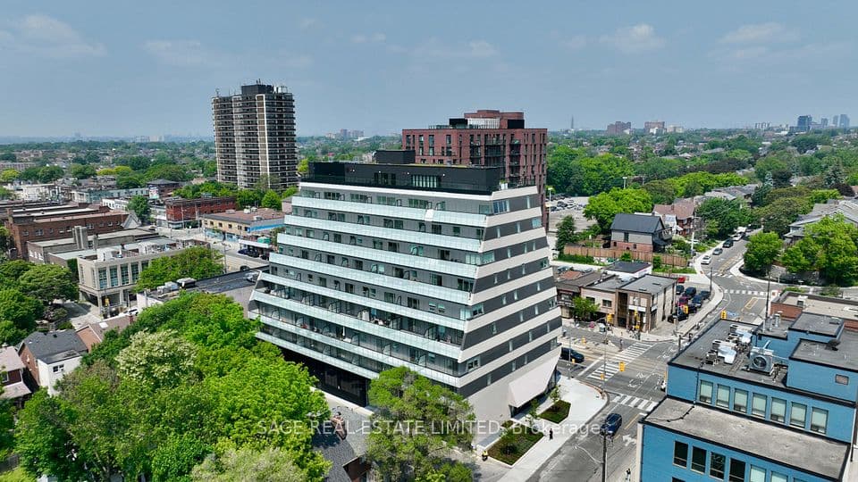 863 St Clair Avenue W 206, Toronto, ON M6C 1C4 – main photo
