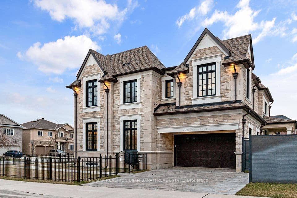 29 Ballyconnor Court, Toronto, ON M2M 4C6 – photo 3