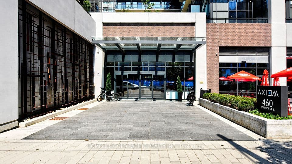 460 Adelaide Street E 1718, Toronto, ON M5A 0E7 – photo 2