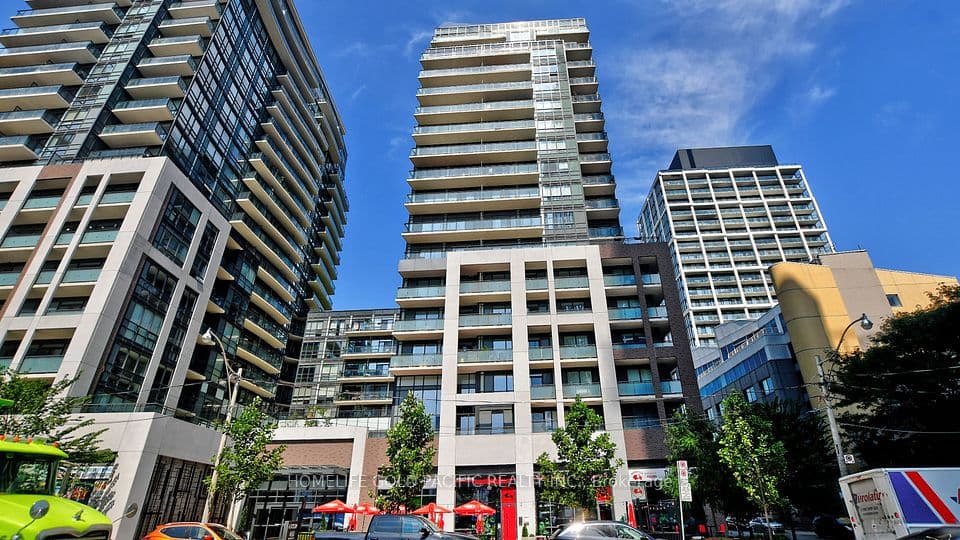 460 Adelaide Street E 1718, Toronto, ON M5A 0E7 – main photo