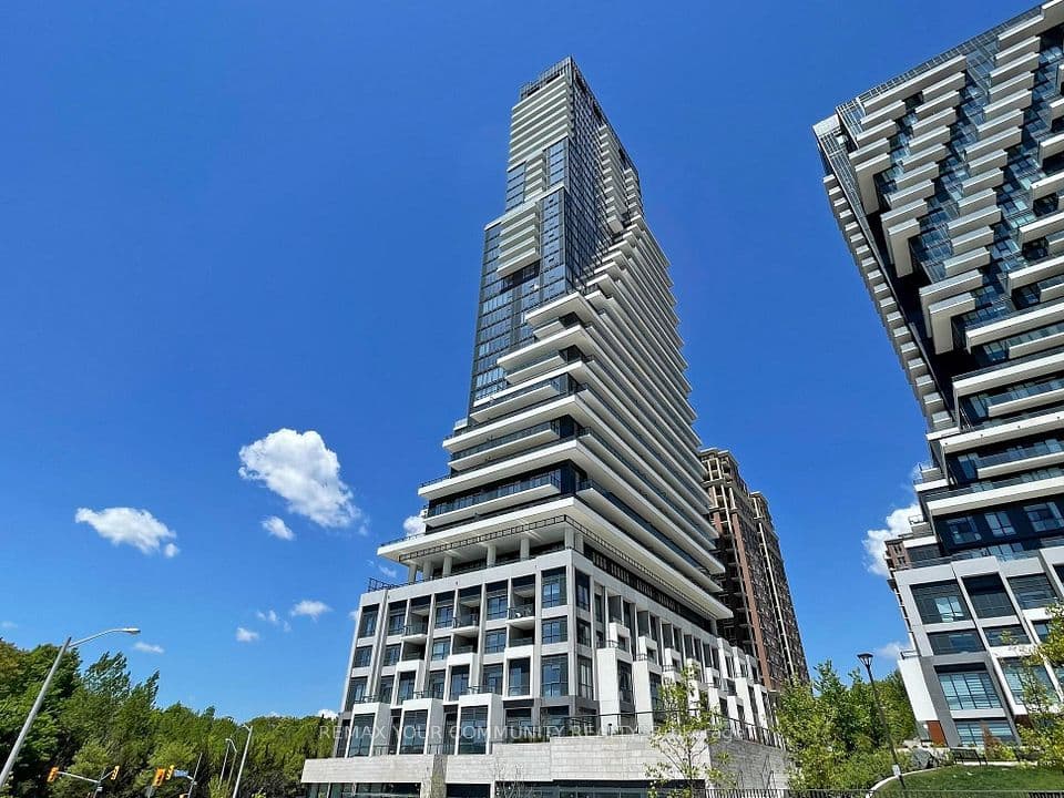 10 Inn On The Park Drive 110, Toronto, ON M3C 0P9 – main photo