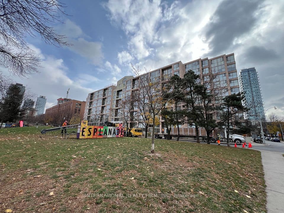 65 Scadding Avenue PH5, Toronto, ON M5A 4L1 – main photo