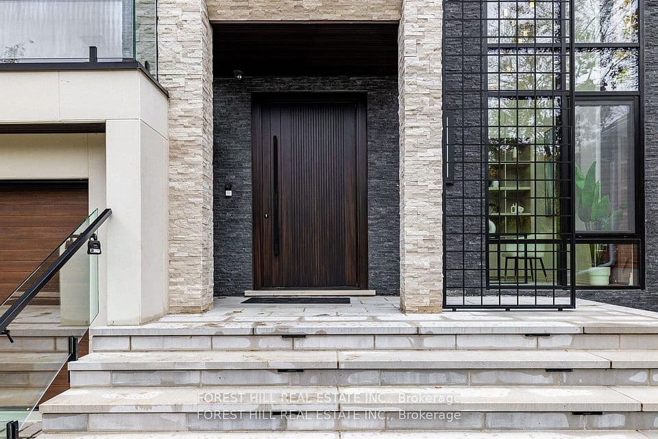 184 Poyntz Avenue, Toronto, ON M2N 1J6 – photo 2