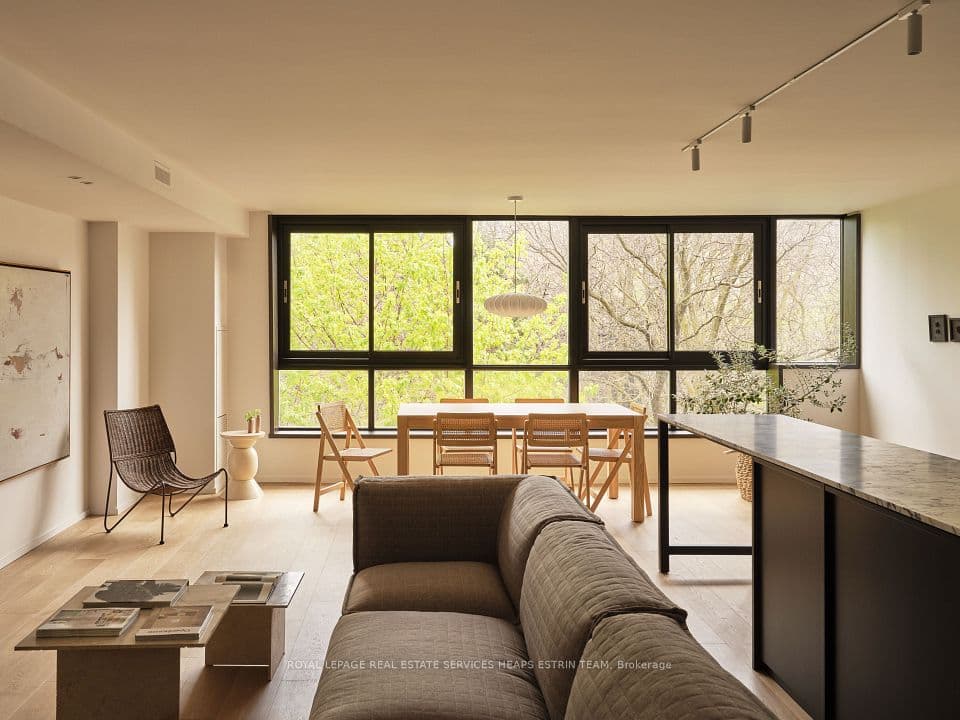 225 Davenport Road 514, Toronto, ON M5R 3R2 – main photo
