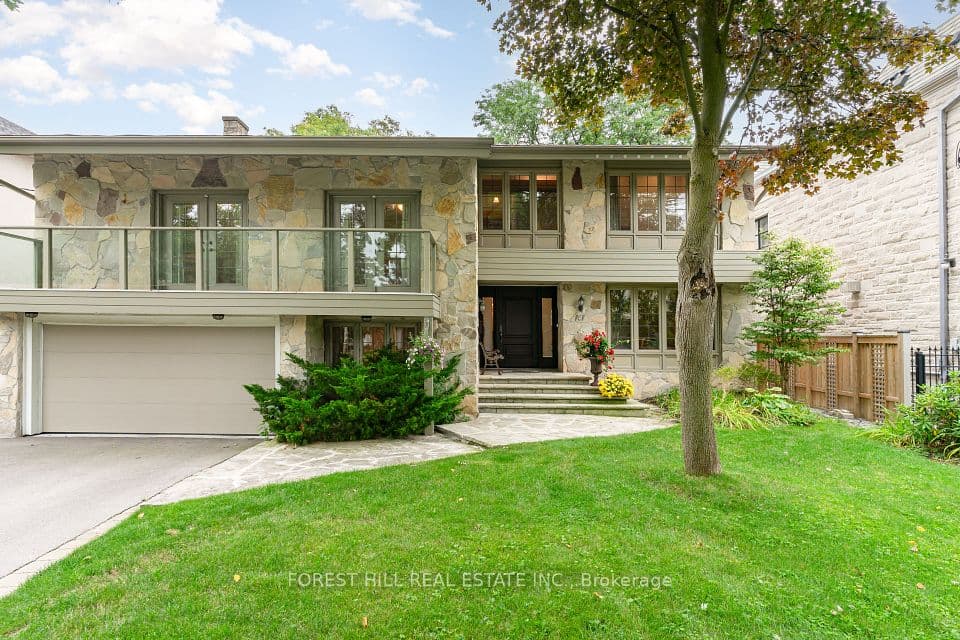 161 Owen Boulevard, Toronto, ON M2P 1G8 – main photo