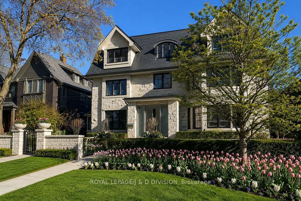 24 Glenview Avenue, Toronto, ON M4R 1P6 – main photo