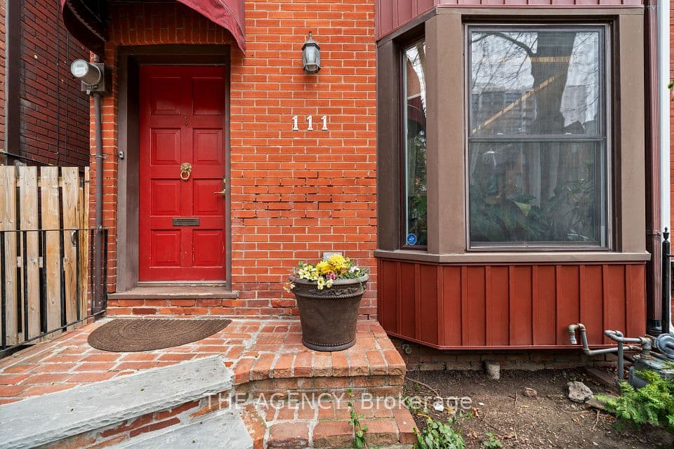 111 Seaton Street, Toronto, ON M5A 2T2 – photo 2