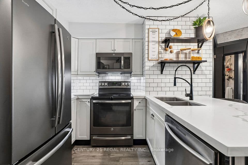 361 Front Street W 507, Toronto, ON M5V 3R5 – photo 2