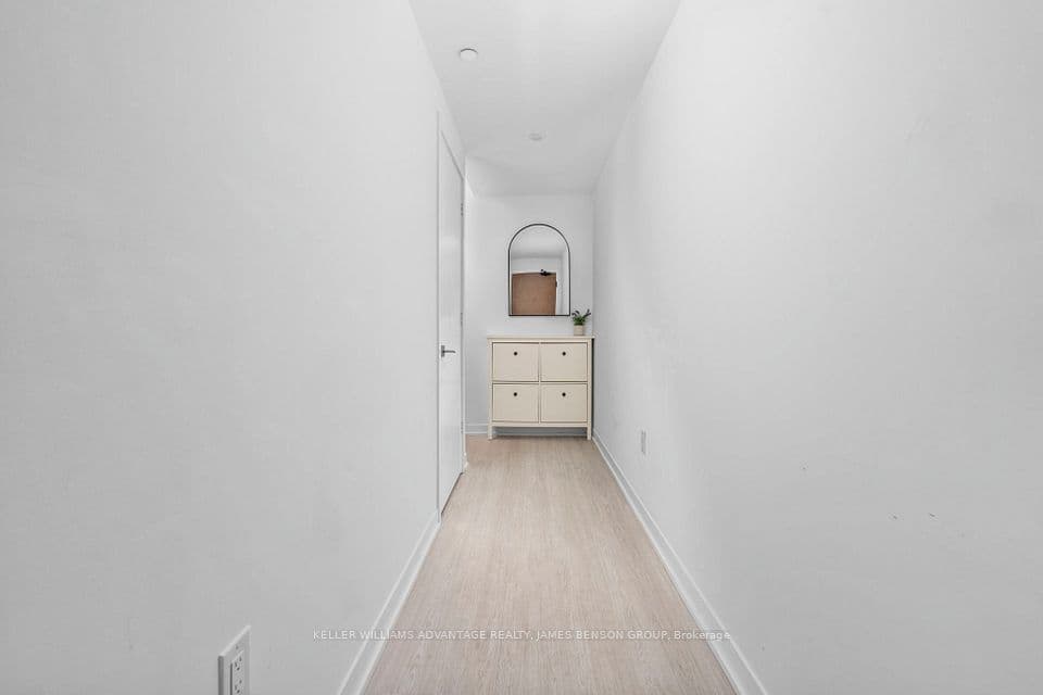 195 McCaul Street 301, Toronto, ON M5T 1W6 – photo 3