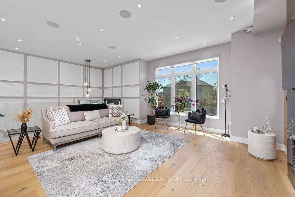 34 Dresden Road, Toronto, ON M3H 1W9 – photo 3