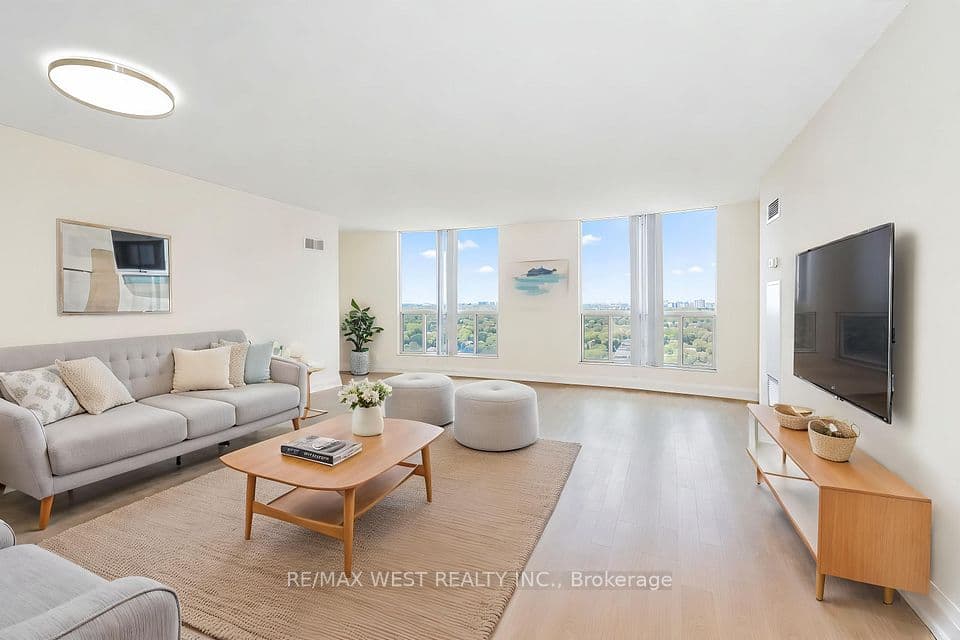 23 Lorraine Drive 2105, Toronto, ON M2N 6Z6 – photo 3