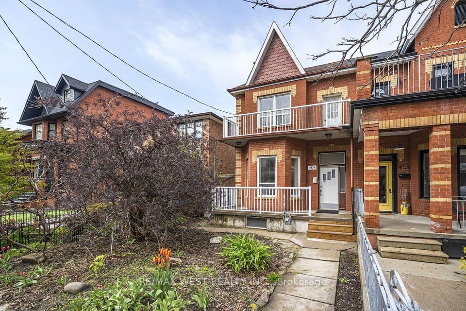 404 Manning Avenue, Toronto, ON M6G 2V7 – photo 2