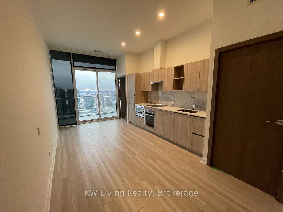 19 Bathurst Street 4202, Toronto, ON M5V 0N2 – photo 2
