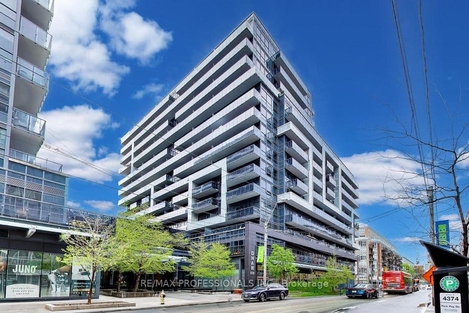 1030 King Street W 912, Toronto, ON M6K 0B4 – main photo