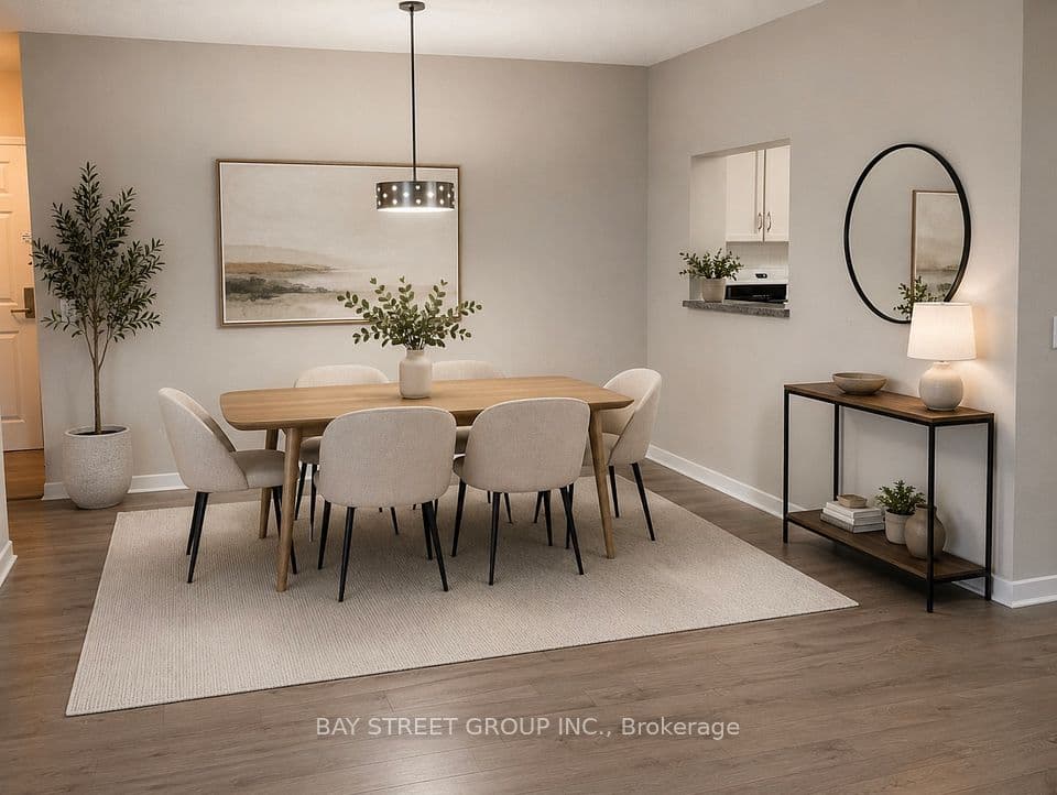 284 Bloor Street W 902, Toronto, ON M5S 3B8 – main photo