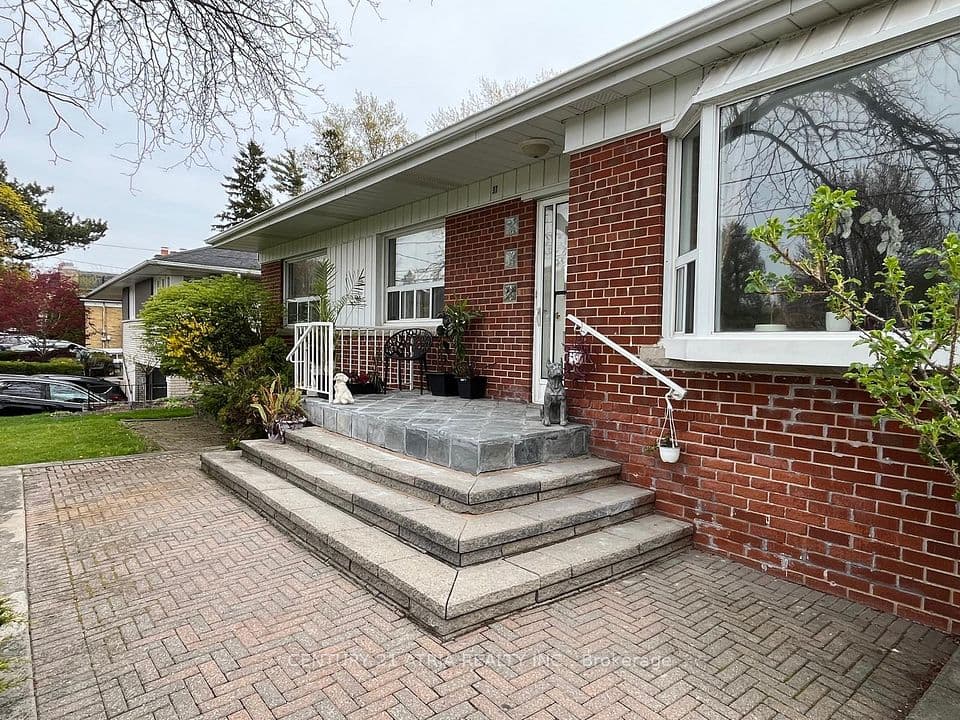 37 Tefley Road, Toronto, ON M2M 1C5 – photo 3