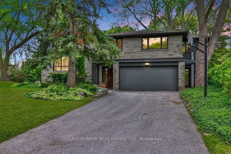9 Alderdale Court, Toronto, ON M3B 2H8 – main photo